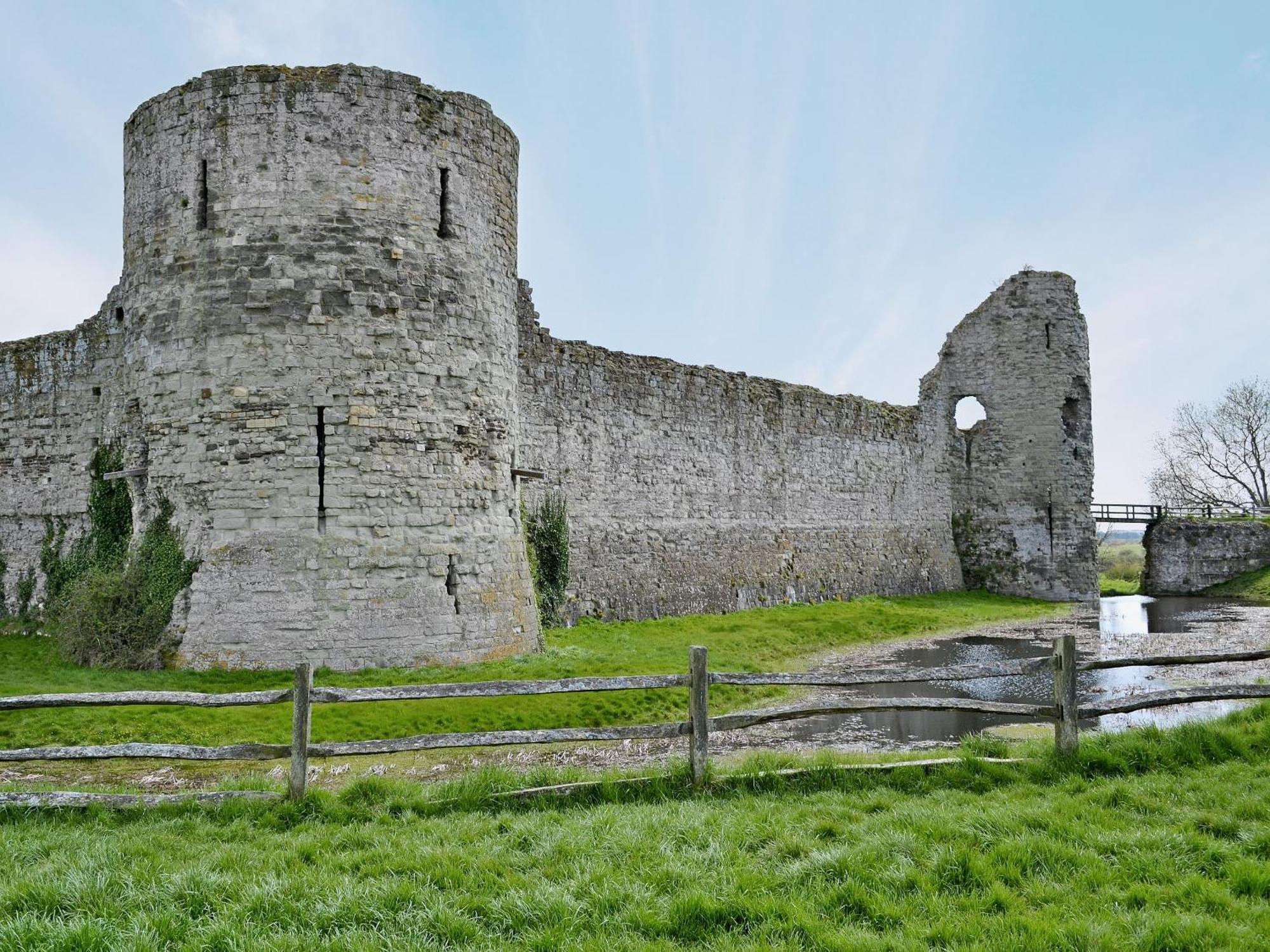 Вилла Petit Knowle Cuckfield Экстерьер фото